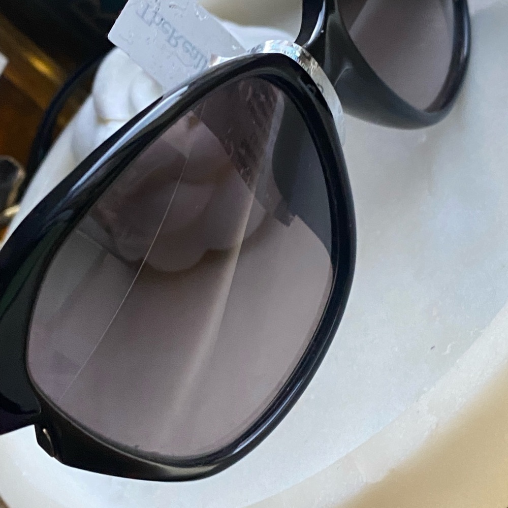 Christian Dior black sunglasses - Picture 15 of 16